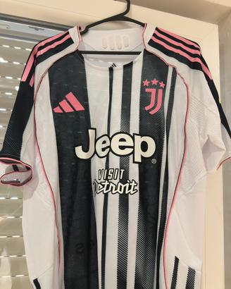 Divisa Juventus 25/26