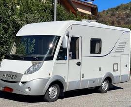 Parcheggio coperto per motorhome