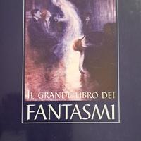 Storie di fantasmi,  due raccolte  di autori vari