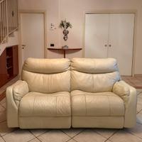 Dondi Salotti divani e poltrona