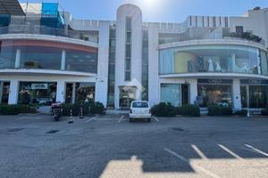 NEGOZIO A CITTÀ SANT'ANGELO