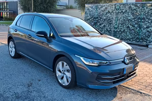 VW Golf 8.5 etsi 1.5 204cv  ehybrid