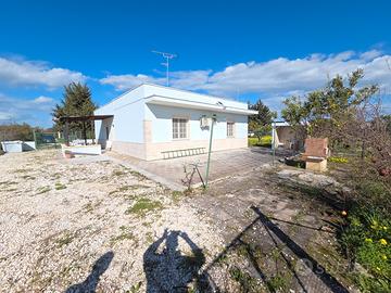 Villa con terreno contrada montenegro