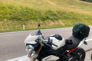 Speed triple 1050 2011