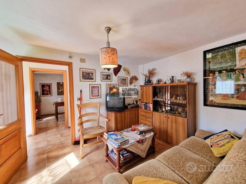 Villa di 176 m² con 5 locali a Gosaldo - Vista 2