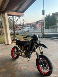 Husqvarna sm 125 2008 (trattabile)