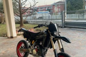 Husqvarna sm 125 2008 (trattabile)