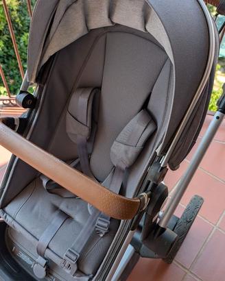 Trio Joolz Day + Ovetto Bébé Confort e Accessori -