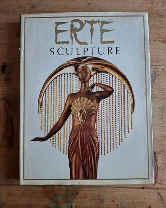 Libro erte sculpture