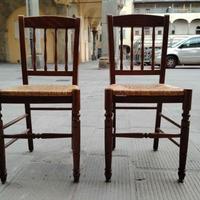 N.2 sedie con seduta in paglia