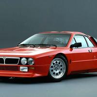 Paraurti e cruscotto lancia 037 rally stradale