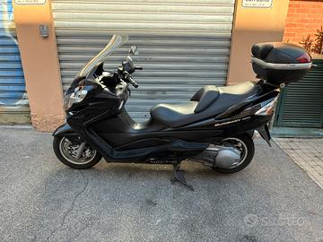 suzuki Burgman 400