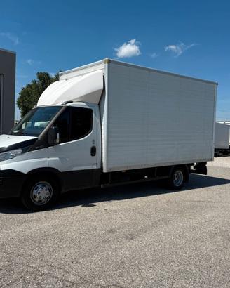 Iveco Daily 35E15 anno 2015 con sponda