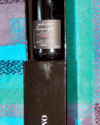 Bottiglia vino Barolo