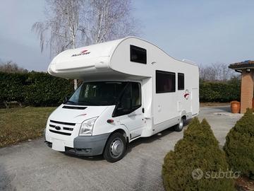 camper mansardato ford