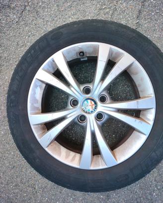 Cerchi  in lega con gomme estive Alfa Giulietta