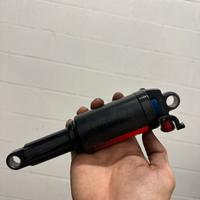 Ammortizzatore posteriore Manitou radium190x45 3P