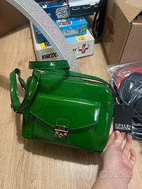Borsetta verde vernice Coveri Collection