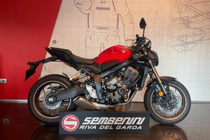 Honda CB 650 R Red 2026