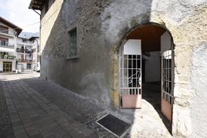 Casa indipendente di 200 m² con più di 5 locali a 