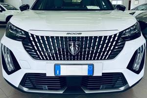 PEUGEOT 2008 GT AUTOMATICA 130 CV - FULL OPTIONAL