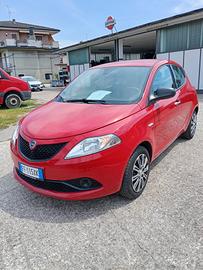 Lancia Ypsilon 1.2 69 CV 5 porte Silver