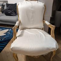 poltrona in raso bianca