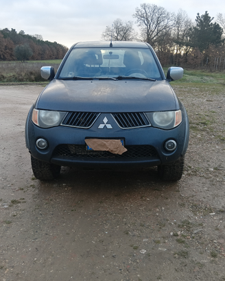 Pk Mitsubishi l 200