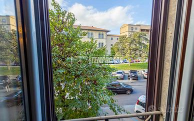 ELEGANTE APPARTAMENTO PIAZZA DELLA ROCCA