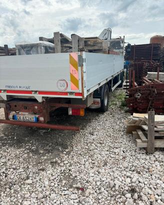 Camion Eurocargo 120/23