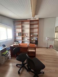 Capannone con ufficio e ampio parcheggio