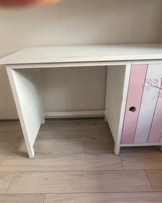 Scrivania ragazza Maison du Monde
