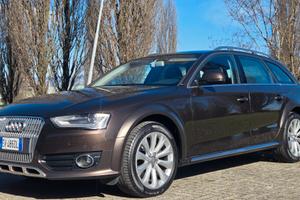 Audi A4 Allroad 3.0 TDI 245 cv 