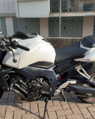 Yamaha fz1