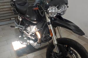 Moto Guzzi v85 TT 