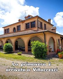 Villa con piscina in Toscana- 15 persone-maggio