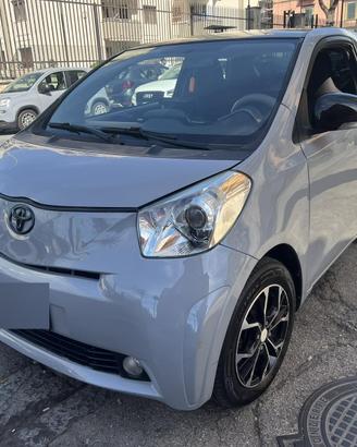 Toyota IQ
