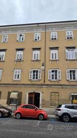 Immobile in asta di 266 m² con 4 locali a Trieste