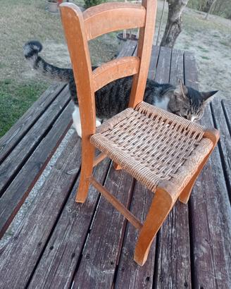 sedia vintage in legno 