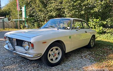 Alfa Gt