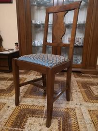 Tavolo da pranzo rettangolare con sedie