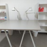 Scrivanie complete da lavoro Ikea