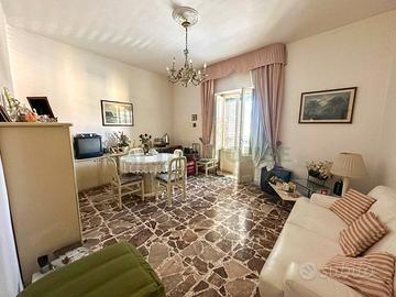 S2 Appartamento con box e porzione di terrazzo