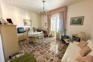 S2 Appartamento con box e porzione di terrazzo