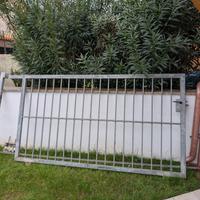 Cancello scorrevole in ferro zincato