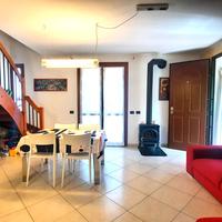 Polesella, villetta bifamiliare come nuova