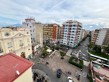 Appartamento a Napoli Piazzetta Arenella 5 locali