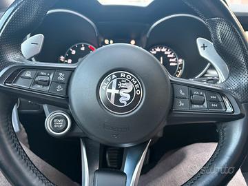 Volante Stelvio 2021