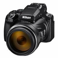 macchina fotografica Nikon Coolpix P1000 