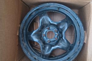 3 cerchi in ferro da 16 pollici con 5 fori 